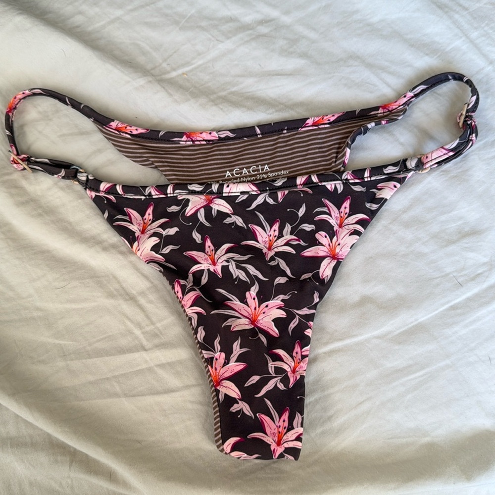 ACACIA BOTTOMS